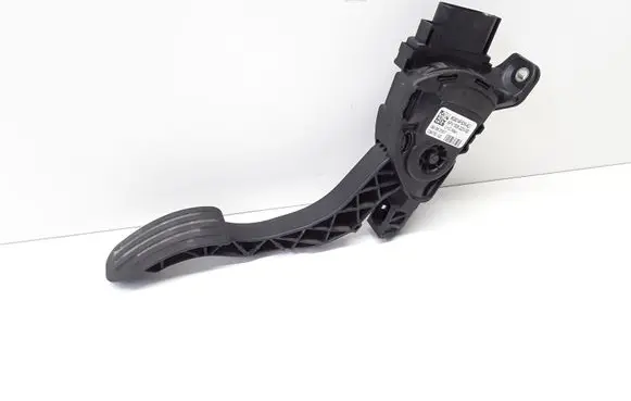 Volvo V70 Accelerator throttle pedal 6G929F836AD 6PV00922000