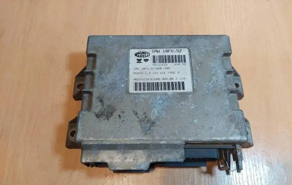 Fiat Punto (176) Engine control unit/module ECU IAW18FD.5Z 46531218