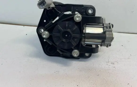 Mitsubishi Eclipse Cross Vacuum pump