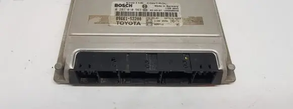 Toyota Yaris Engine control unit/module 0281010563 8966152200