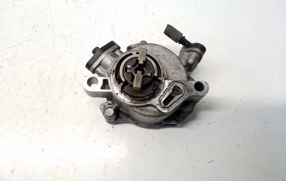 Ford Focus Vacuum pump 1C11712W 9684786780