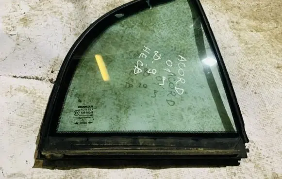 Honda Accord Rear vent window glass 