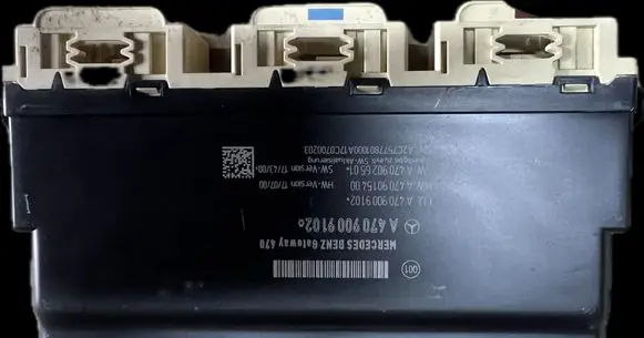 Mercedes-Benz X-class W470 Gateway control module A4709009102 A4709015400 A4709026501