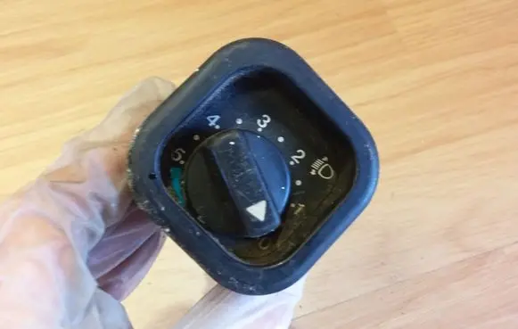 Ford Transit Light switch 92VB13K031AB