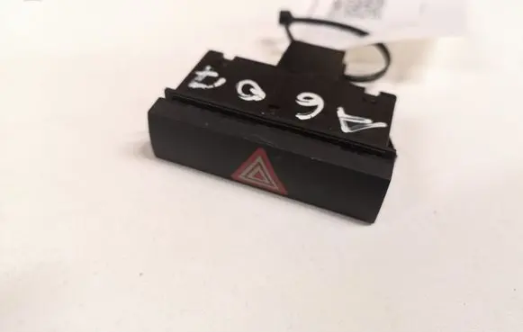 Audi A6 S6 C6 4F Hazard light switch 9751216