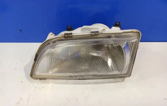 Volvo S40, V40 Headlight/headlamp 3345702