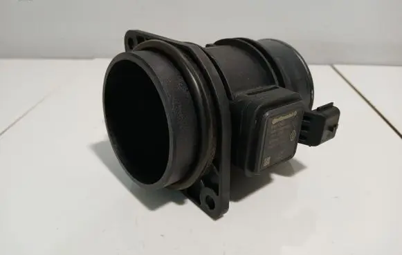 Opel Vivaro Mass air flow meter 8200651315