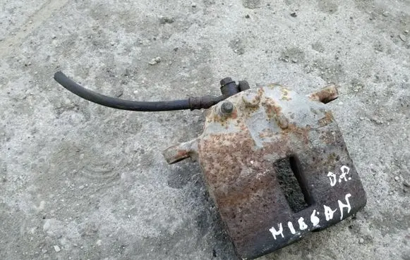 Nissan Almera Tino Front brake caliper