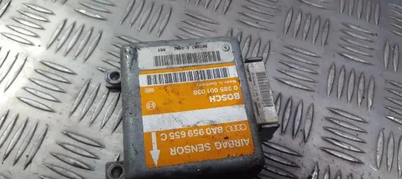 Audi A4 S4 B5 8D Airbag control unit/module 8a0959655c 0285001038