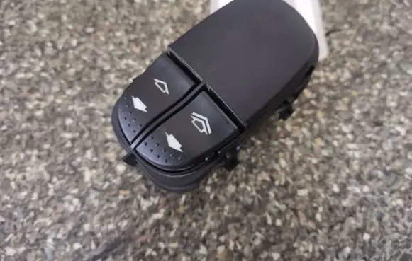 Ford Focus Electric window control switch YS4T14529AA