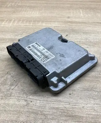 Opel Vectra B Engine control unit/module ECU 09136119 0281001874