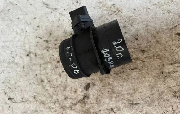 Audi A4 S4 B7 8E 8H Mass air flow meter 0281002461