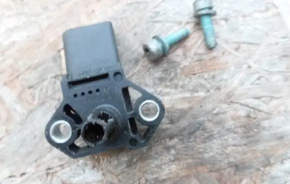 Audi A4 S4 B6 8E 8H Intake air temperature sensor FAE15026