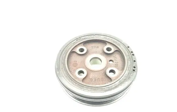 Volvo XC90 Crankshaft pulley 30731865