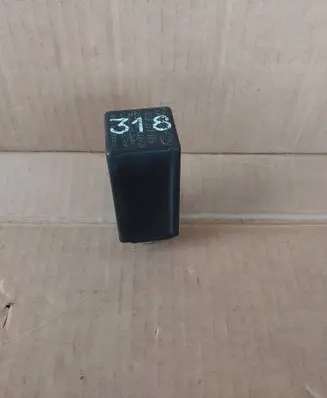 Audi A4 S4 B5 8D Other relay 447959875 5DS00443301