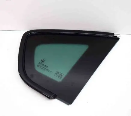 Maserati Levante Rear side window 06701371370 43R00053