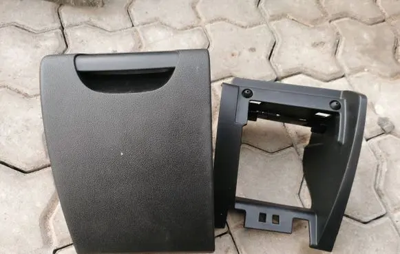Citroen C5 Glove box 9682440377