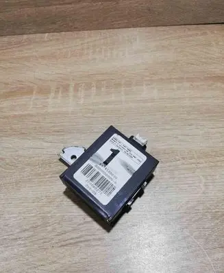 Toyota Yaris Door control unit/module 897410D030 208060271