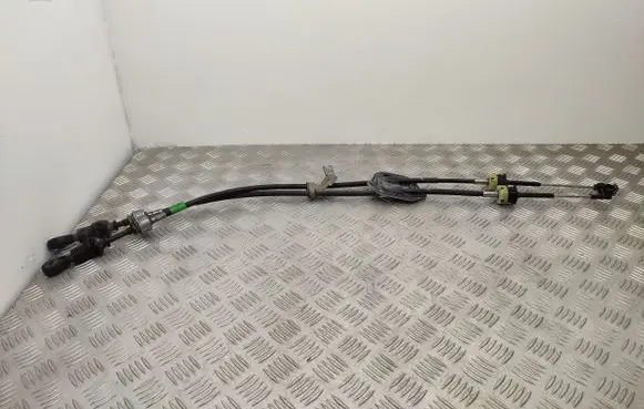 Gear shift cable linkage
