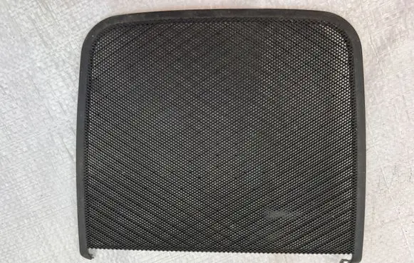 BMW M3 Subwoofer grill/trim 8222942