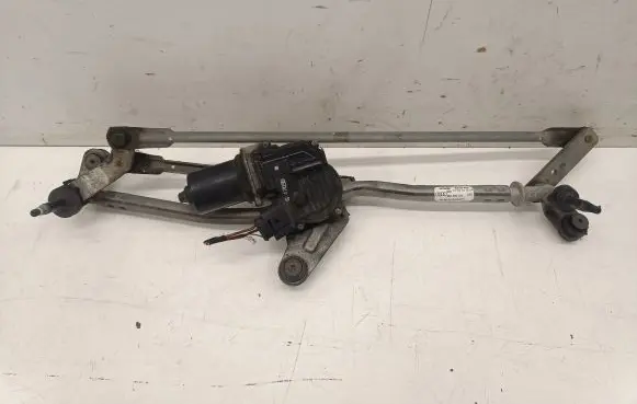 Front wiper linkage and motor