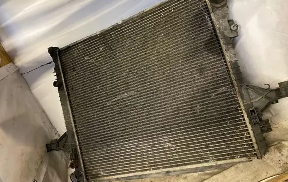 Volvo XC90 Coolant radiator 30636579 876744P RA1381