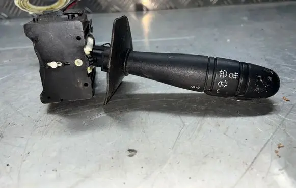 Renault Kangoo I Indicator stalk 26K50UV 8200336229 34597101AP