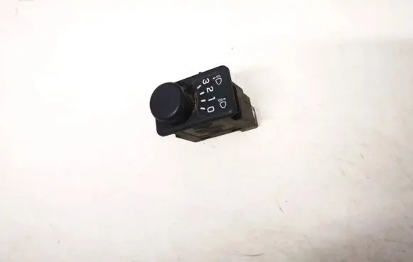 Nissan Primera Headlight level height control switch