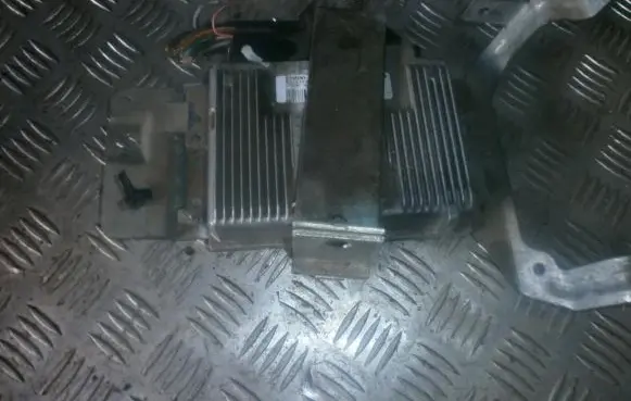 Volvo S40, V40 Engine control unit/module s113727100