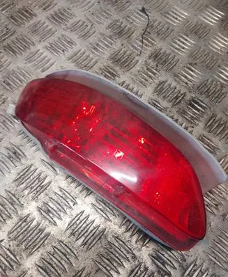 Lexus RX 300 Rear fog light E138568