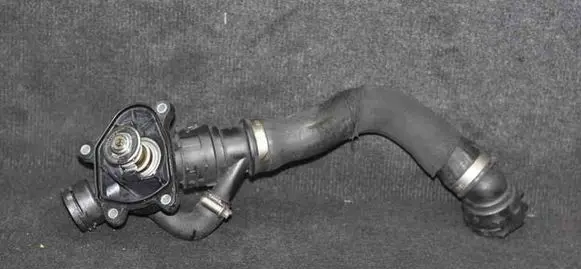 BMW 7 E65 E66 Thermostat 2248039