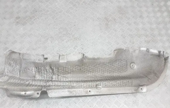 BMW 7 F01 F02 F03 F04 Heat shield in engine bay 7185202