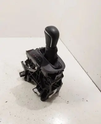 Toyota Yaris XP210 Gear selector 75g588LHD PA66GF33