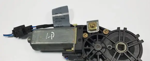 BMW 7 E65 E66 Seat adjustment motor 0390201975