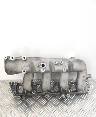 Opel Zafira B Intake manifold 55212886