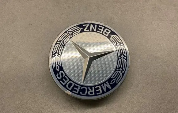 Mercedes-Benz E W212 Original wheel cap A1714000025