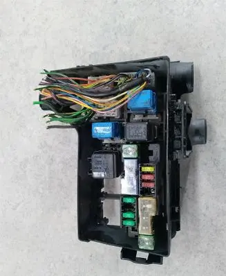 Nissan Qashqai+2 Fuse box set 24383JD00A