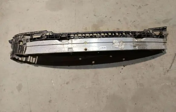 Audi A6 S6 C5 4B Front bumper cross member
