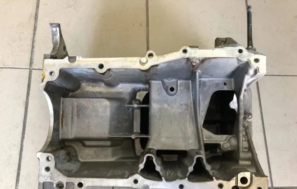 Toyota RAV 4 (XA30) Oil sump 1015015