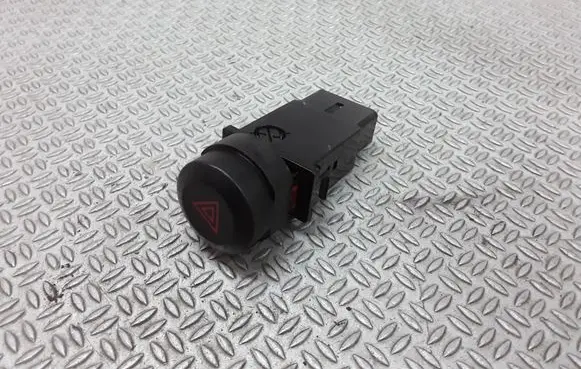 KIA Sorento Hazard light switch