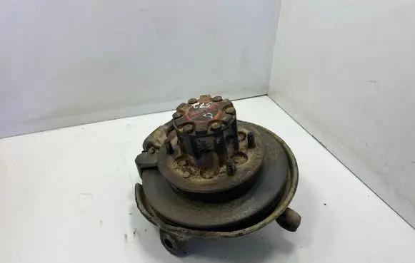 Opel Campo Front wheel hub