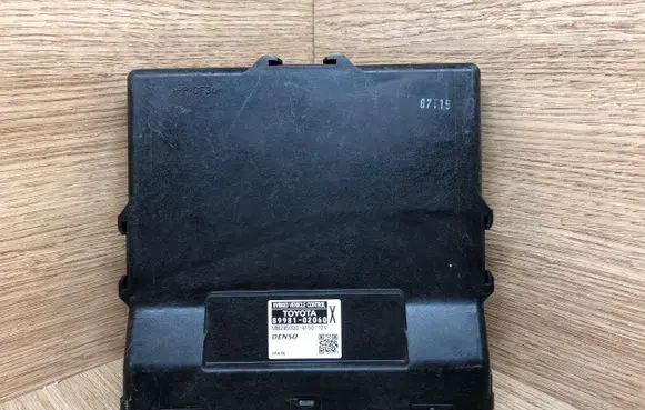 Toyota Auris E180 Other control units/modules 8998102060 MB2850004150