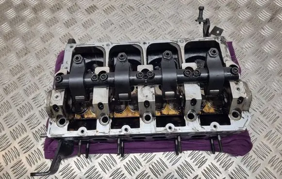Volkswagen Sharan Engine head 038103373