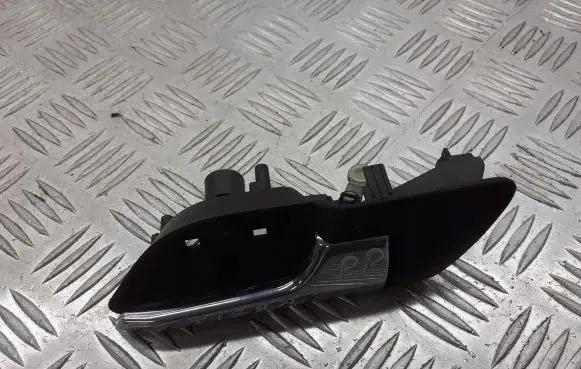 Opel Tigra B Front door exterior handle