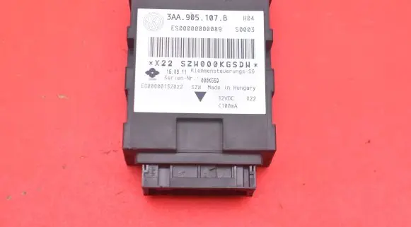 Volkswagen PASSAT CC Engine control unit/module ECU 3AA905107B