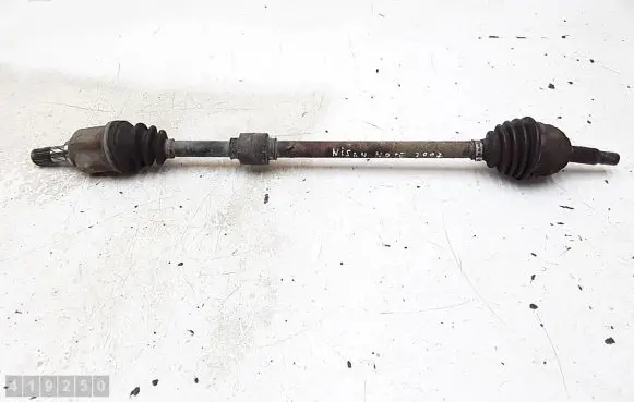 Nissan Note (E11) Front driveshaft