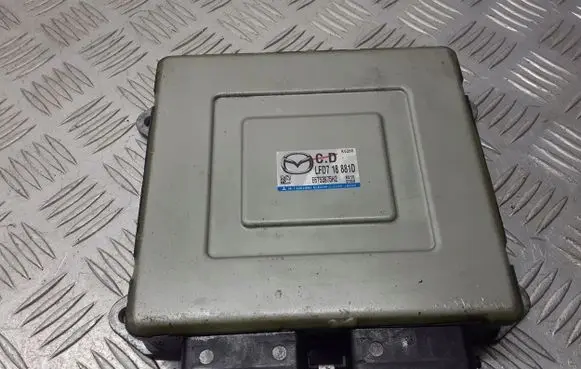 Mazda 5 Engine control unit/module LFD718881D