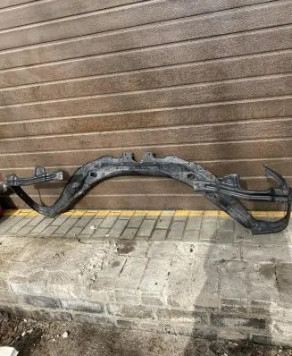 Mercedes-Benz R W251 Top upper radiator support slam panel A2515840526 E1876