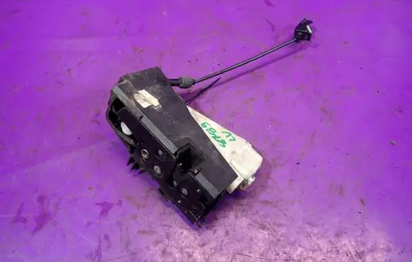 Ford Galaxy Front door lock 