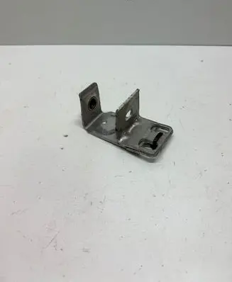Audi Q8 Fender mounting bracket 4m0801939